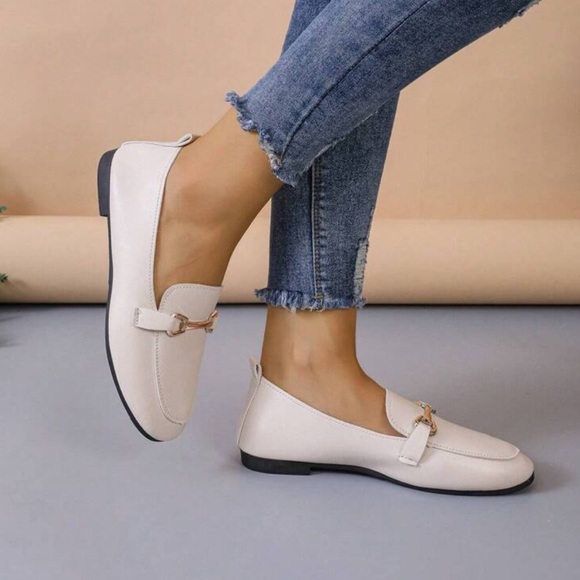 Elegant White Loafers  for Women - Picture 5 of 7